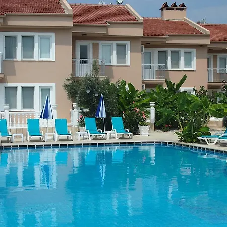 Ozcem Apart * فتحية