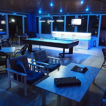 Ozcem Apart 페티예