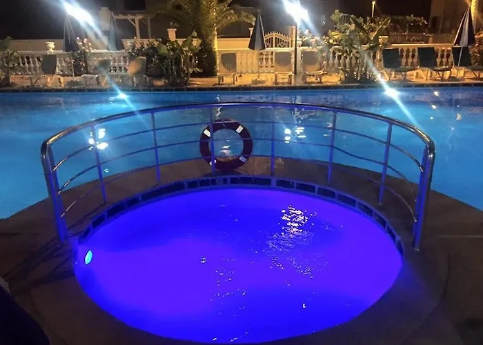 Aparthotel Ozcem Apart Fethiye