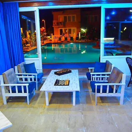 شقة فندقية Ozcem Apart *