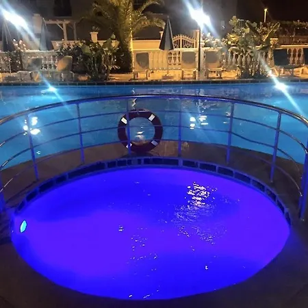 Apart-hotel Ozcem Apart Fethiye