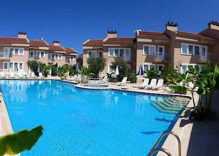 Ozcem Apart * فتحية
